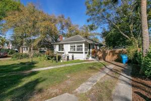 1616 RIDGEWOOD