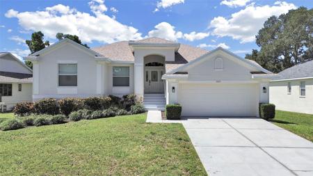 1025 LAKE AVOCA PLACE