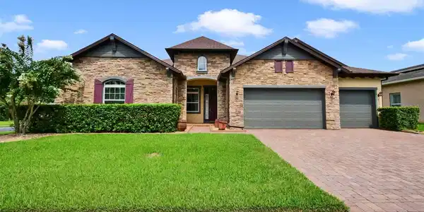 1315 ARDEN OAKS DRIVE