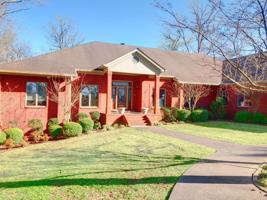 658 Saddlebrook Dr