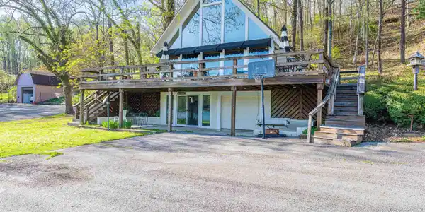 406 Johnson Dr