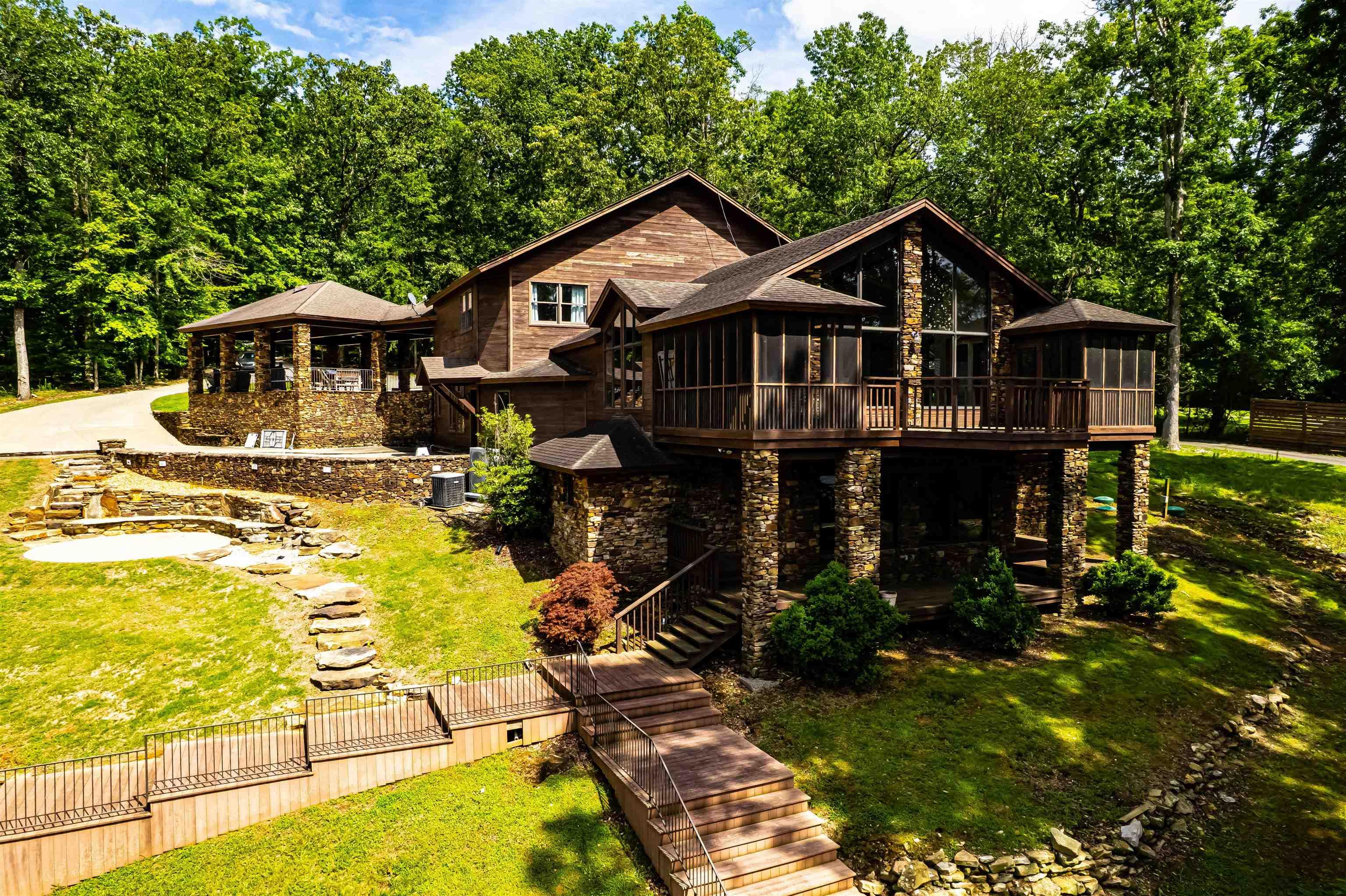 Image 2: Tranquil Lake Living Perfectly Tucked Away-Yet Close To Town