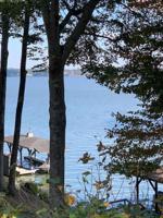 120 Lakeshore Dr