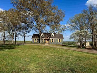 600 Lakeview Farm Rd