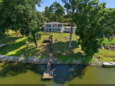 703 Carter Dr