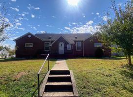 201 River Bluff Dr