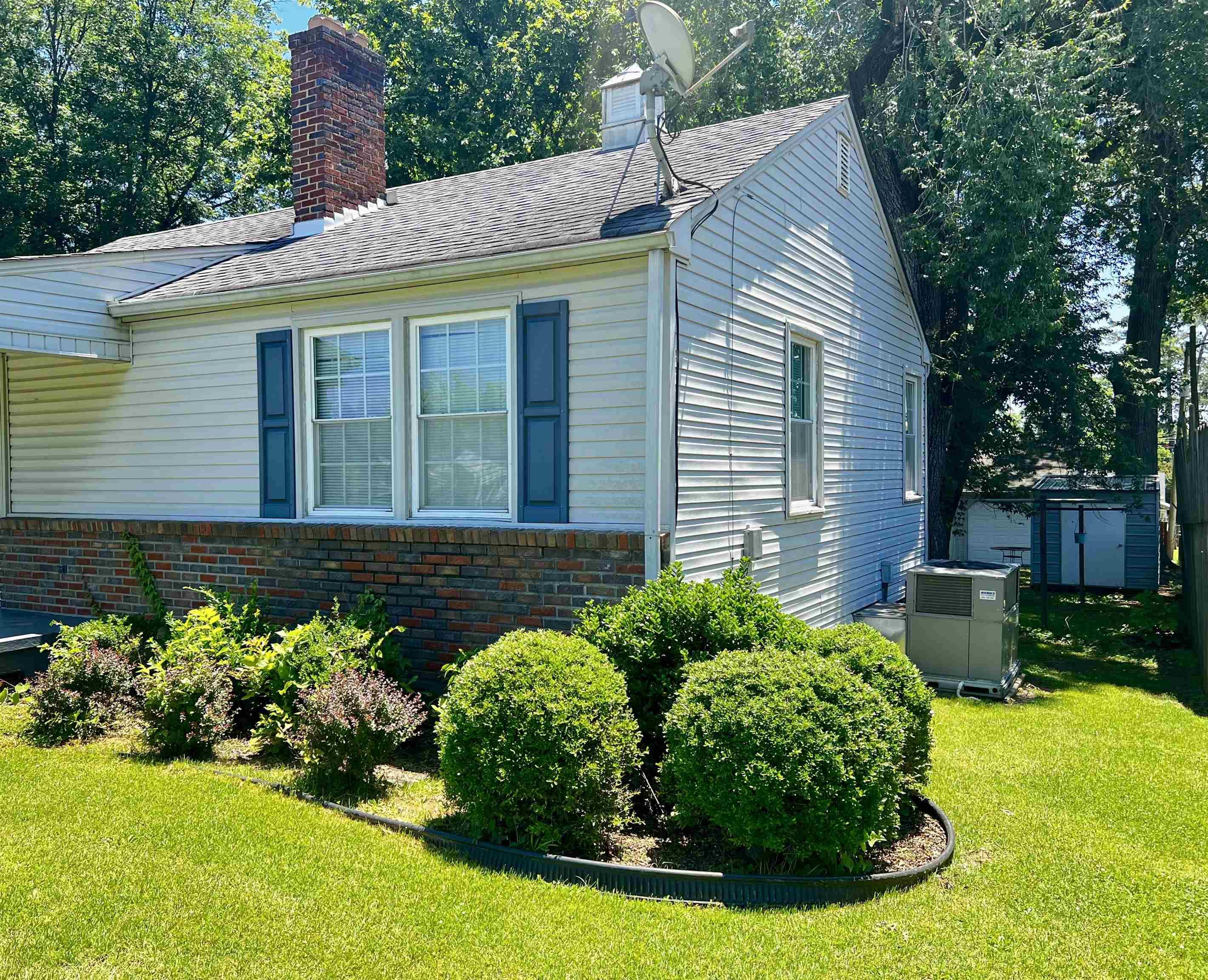 Image 3: Right Side of House  & HVAC
