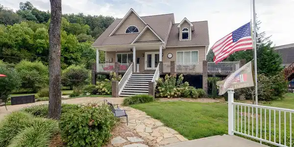 501 Hidden Valley Rd