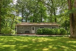 110 Fleetwood Dr