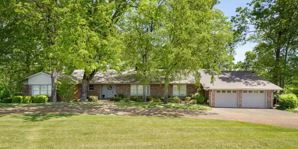 400 Hillside Dr