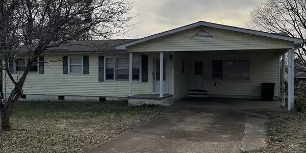 218 Prairie St