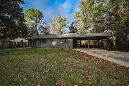 818 Alabama Ct
