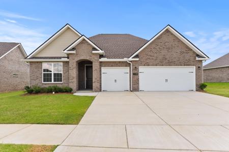 2138 Misty Dr NE