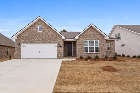 2072 Austin Dr NE
