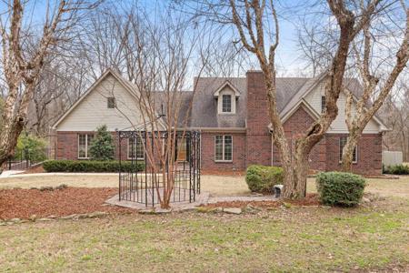 107 Westwind Cv