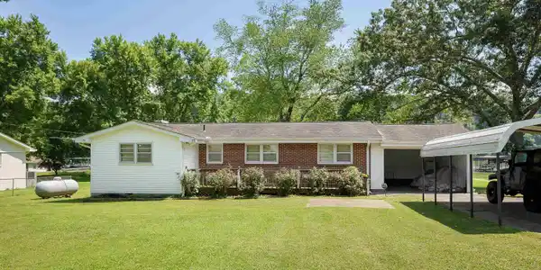 1014 Spring Cove Rd