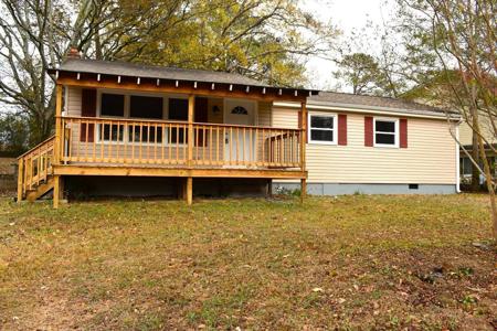 215 Watts Bar St