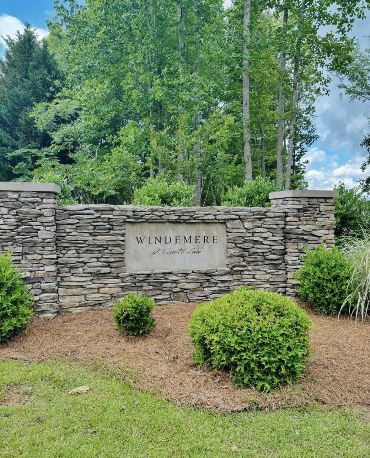 Image 3: Windemere Lake Community