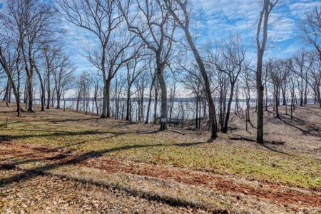 350 Highland Cove