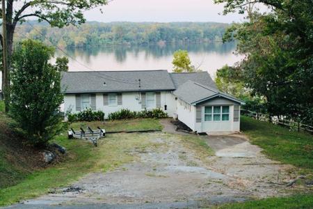 355 Carter Dr
