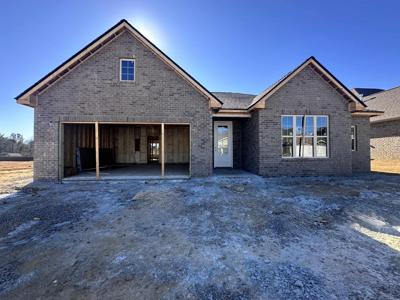 2134 Misty Dr NE