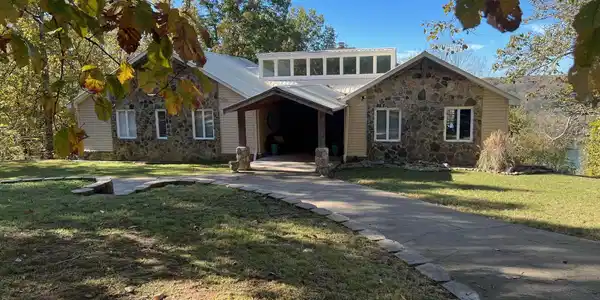 370 Co Rd 401