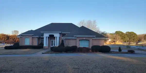 115 Harris Dr
