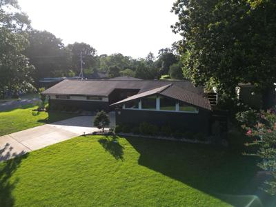 427 Riverview Cr