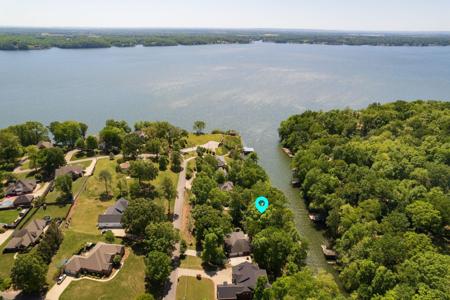632 Ridgecliff Dr