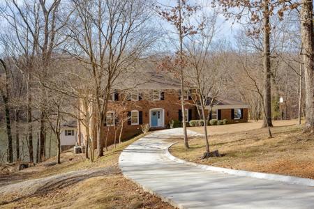 322 Deer Point Ln