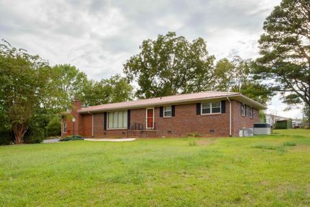 995 Wheeler View Dr