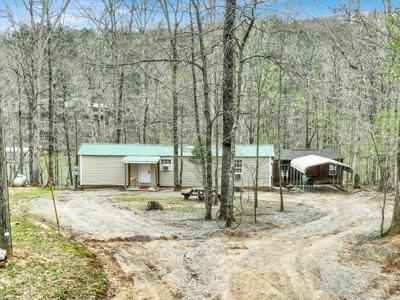 671 Maggie Ln