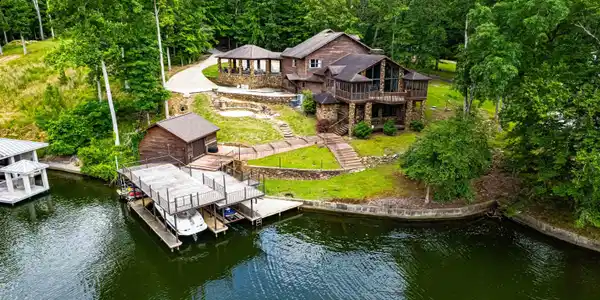 90 Fox Run Ct