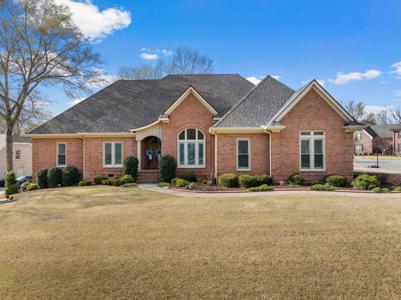 105 Cottonwood Dr
