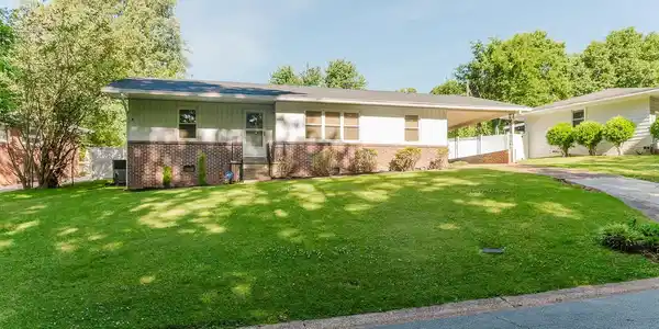 3514 18th Ct