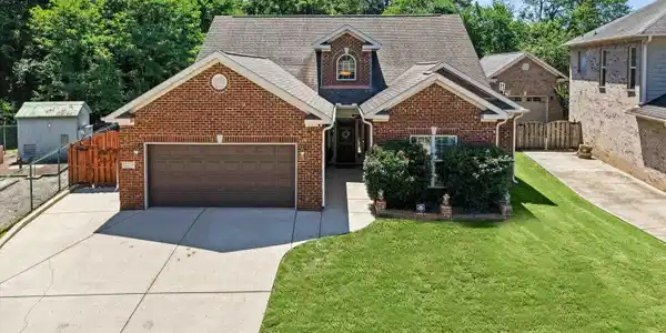 15124 Lakeside Trail