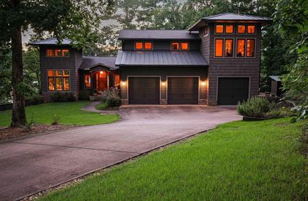 166 Brown Ln