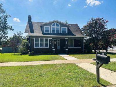 709 Montgomery Ave