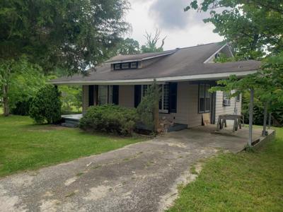 108 Wood Ave