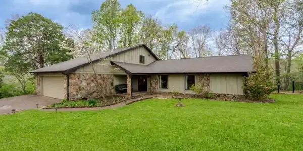314 Doubletree Ln