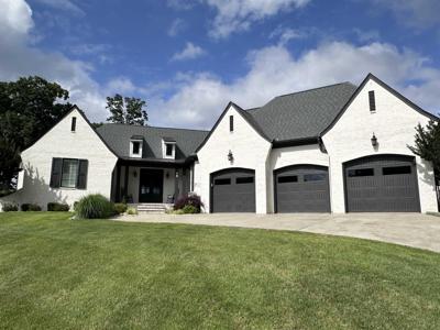 79 Crown Pointe Dr