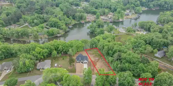 927 Co Rd 404