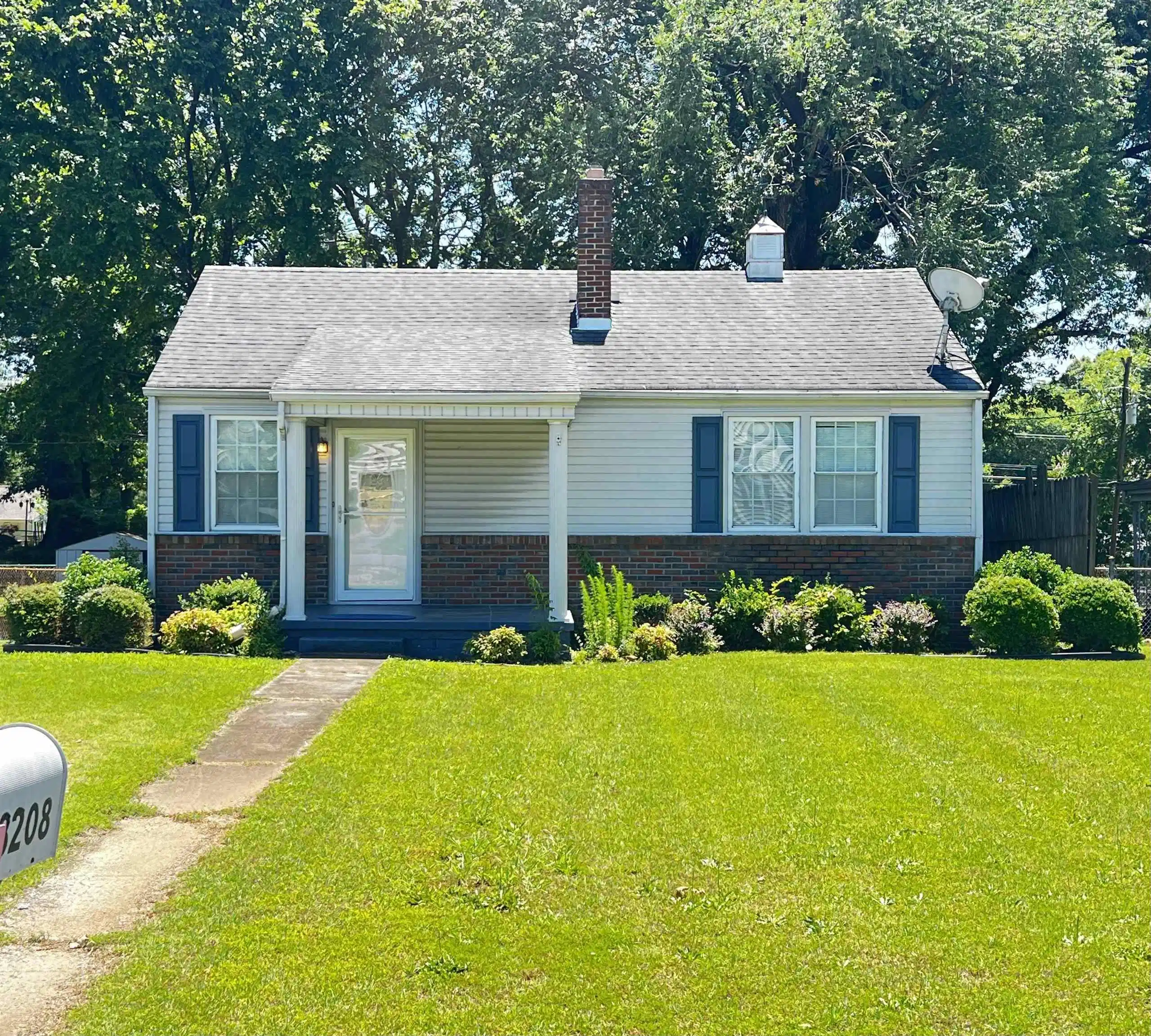 Image 1: 3208 E 17th Ave. Sheffield