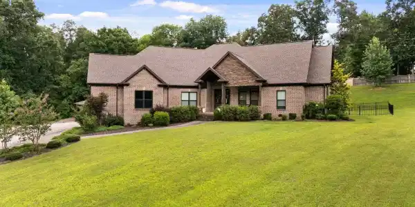 105 Foxtail Run