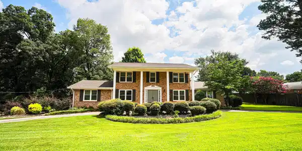 302 Darby Ave