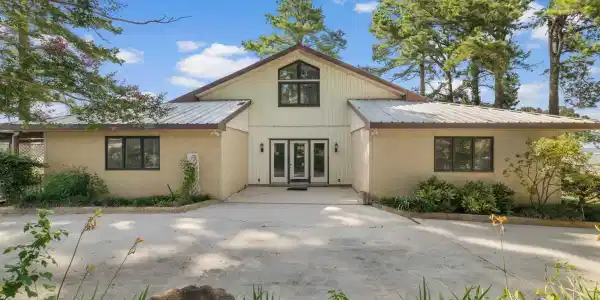 175 Bainbridge Cir