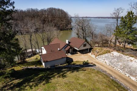 1229 Veterans Dr