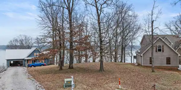Lot 8 Cornelius Cv