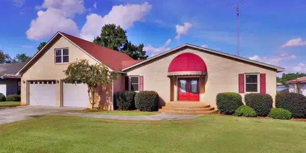 1159 Waters Edge Dr
