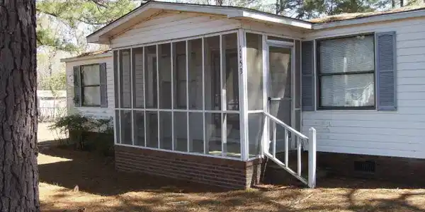 1153 Pond View rd